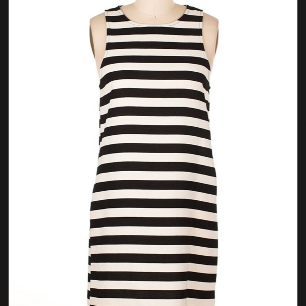 Everly Black and White striped dress - Picture 2 of 5